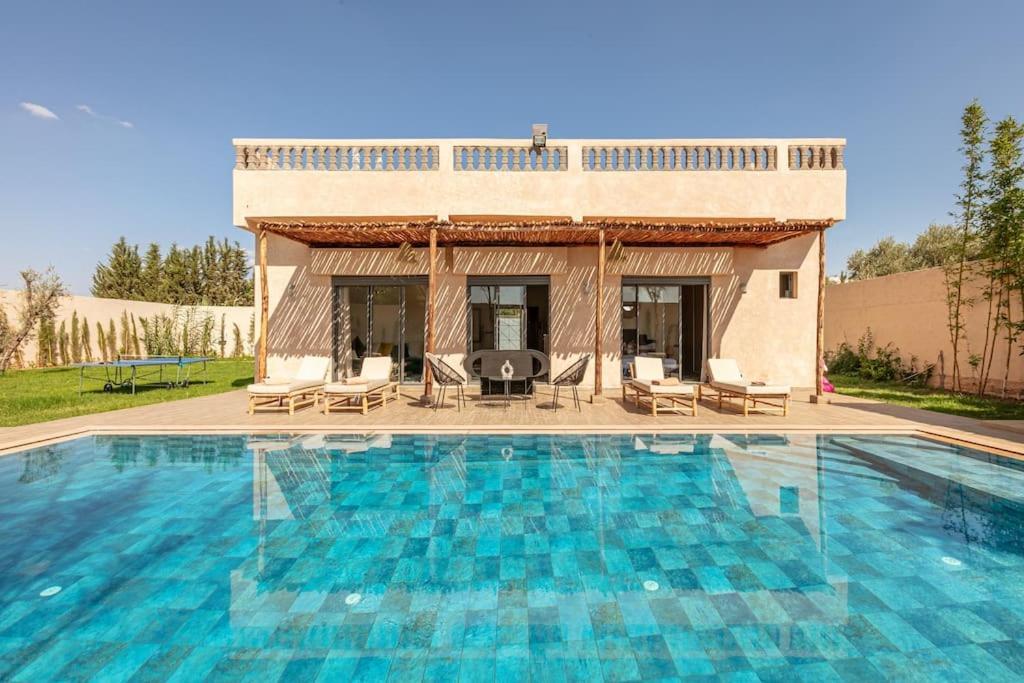 Villa Leila,Piscine , Grand Jardin, Jeux , Cuisiniere Marrakesch Exterior foto